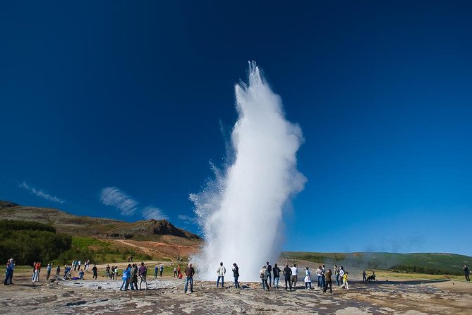 Private Golden Circle Classic Tour from Reykjavik - Price and group size: is $1,604.95 actually good value?