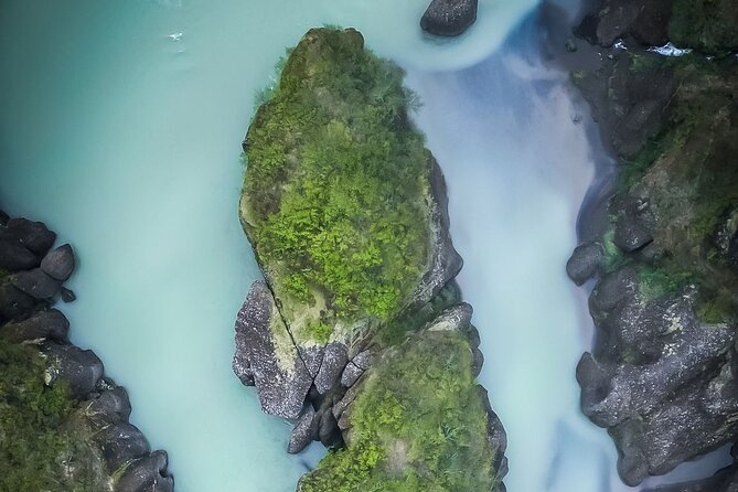 Private Golden Circle Tour - Gullfoss Waterfall: Big Volume, Two Ways to See It
