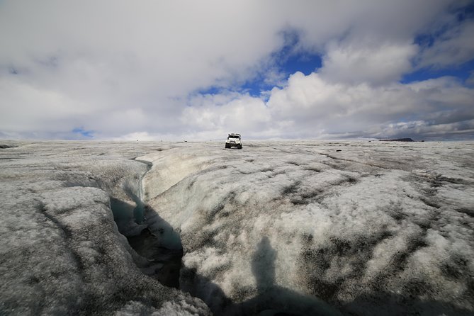 Private Golden Circle Tour by Superjeep from Reykjavik - Stop 1: Thingvellir National Park and the tectonic plates you can stand on