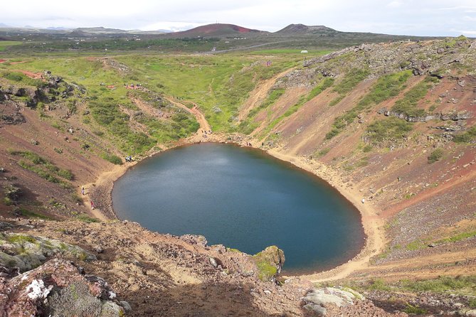 Private Golden Circle Tour from Reykjavik - Stop 5: Kerið crater, red rock and a blue-green pool in a volcanic bowl