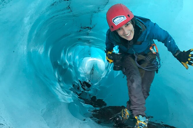 Private Guided Hike Experience on Sólheimajökull Glacier - Meet-your-guide energy: what the best guides do right