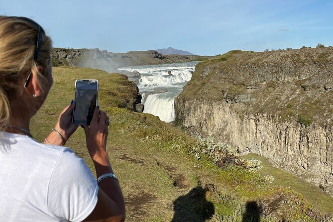 Private Guided Tour Golden Circle & Friðheimar Greenhouse Iceland - Why This Private Golden Circle Feels Different