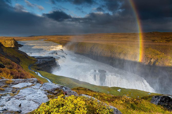 Private Jeep Tour - Golden Circle and South Coast Combo - Skógafoss and Seljalandsfoss: two waterfalls, two different ways to get close