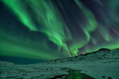 PRIVATE Northern light photo infused tour - Hotel Pickup and the Night-Sky Plan Starting in Reykjavik