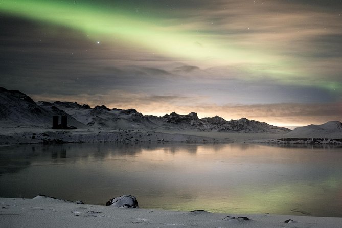 Private Northern lights with photographs - Photo-focused northern lights: getting you in the frame (not just the sky)