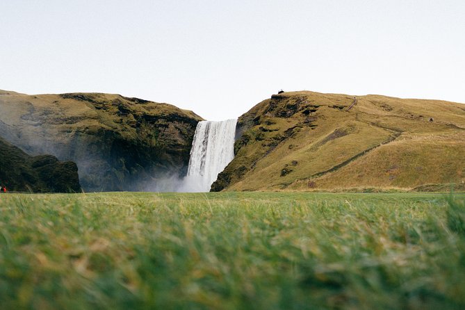 Private South Coast tour in Iceland - Stop 5: Dyrhólaey cliffs, rock arch, and puffins in season
