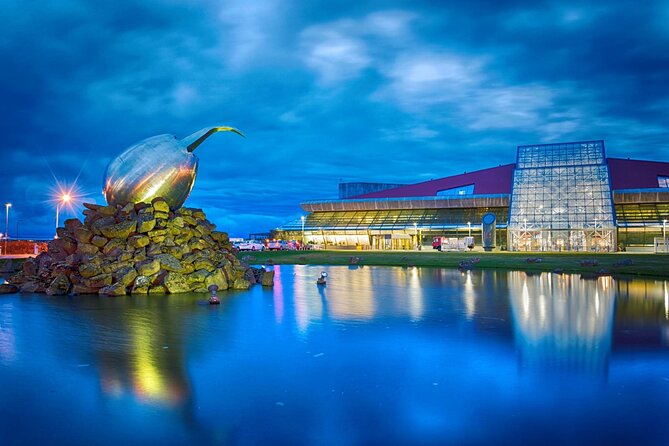 Private Transfer from/to Keflavik Airport (KEF) - Key Things I’d Notice First