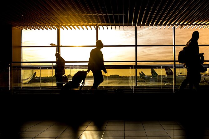 Private Transfer Keflavik Airport To Reykjavik Pick or Drop - Price check: what $205 per group really buys you