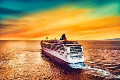 Private Transfer: Reykjavik Cruise Ports to hotels in Reykjavik - Where your driver meets you: Skarfabakki 312, Skarfabakki 315, and Miðbakki