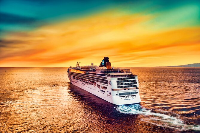 Private Transfer Service from Hotels in Reykjavik to Cruise Ship Terminal - On the Road: Small Reykjavik Moments Without Turning It Into a Tour
