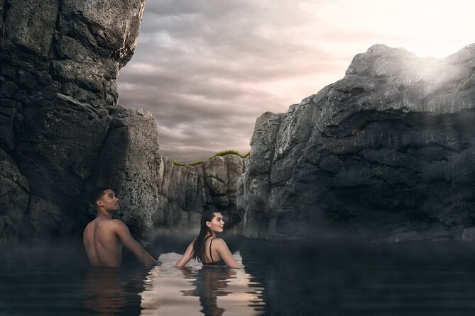 Private Transfer to and from Sky Lagoon - Weather Check: Iceland Plans Around the Conditions