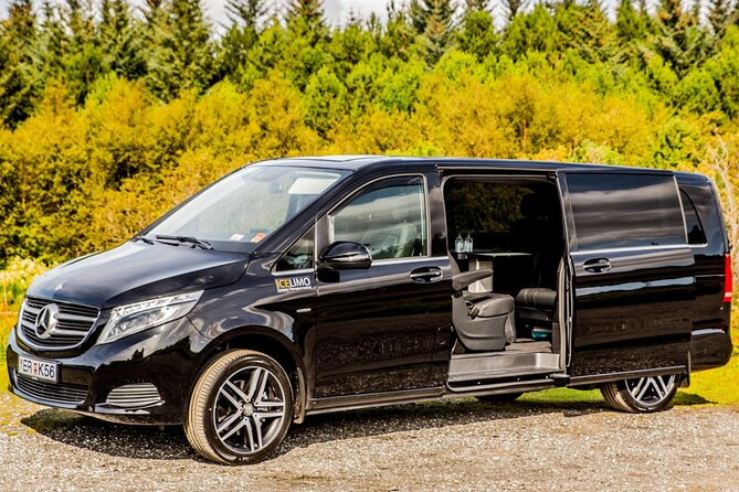 Private transport In Luxury MPV/SUV 5pax Keflavik Airport-RKV - Keflavik Airport Transfer Done the Calm Way