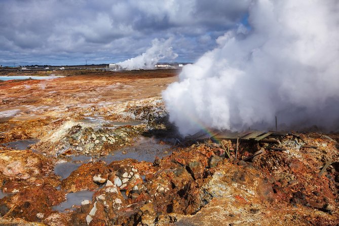 Reykjanes peninsula - Stop 2: Blue Lagoon option, in an 800-year-old lava field