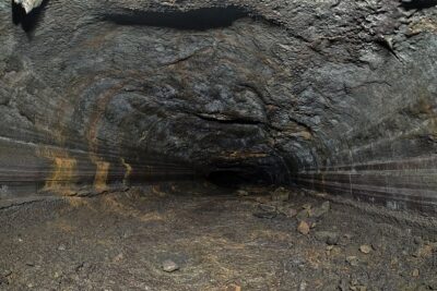 Reykjanes secret G spots - raw edition - Getting underground at Leidarendi Cave