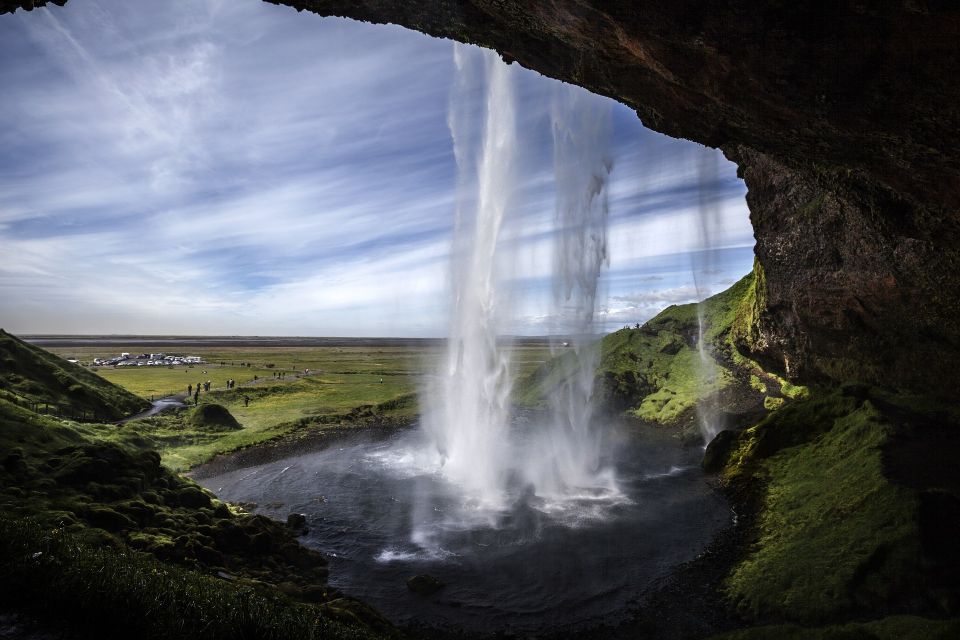 Reykjavik: 3-day South Coast and Golden Circle Experience - Day 2 waterfalls and Reynisfjara: Seljalandsfoss, Gljúfrabúi, Skógafoss