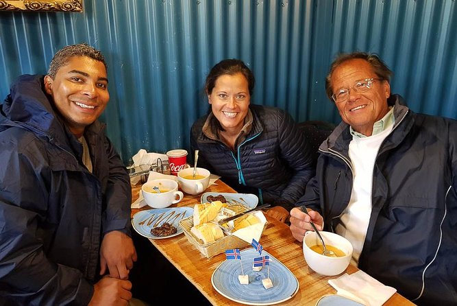 Reykjavik Food Lovers Tour - Icelandic Traditional Food - Icelandic street-food stop: lamb soup in a bowl