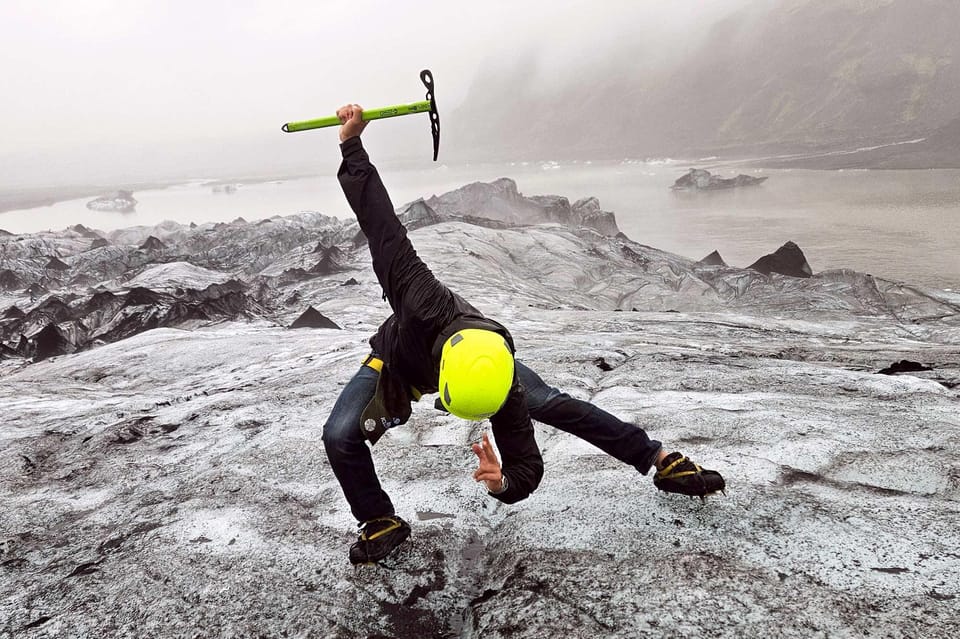 Reykjavik: Glacier Hike, Waterfalls and Black Sand Beach - The drive south: where the scenery comes with context