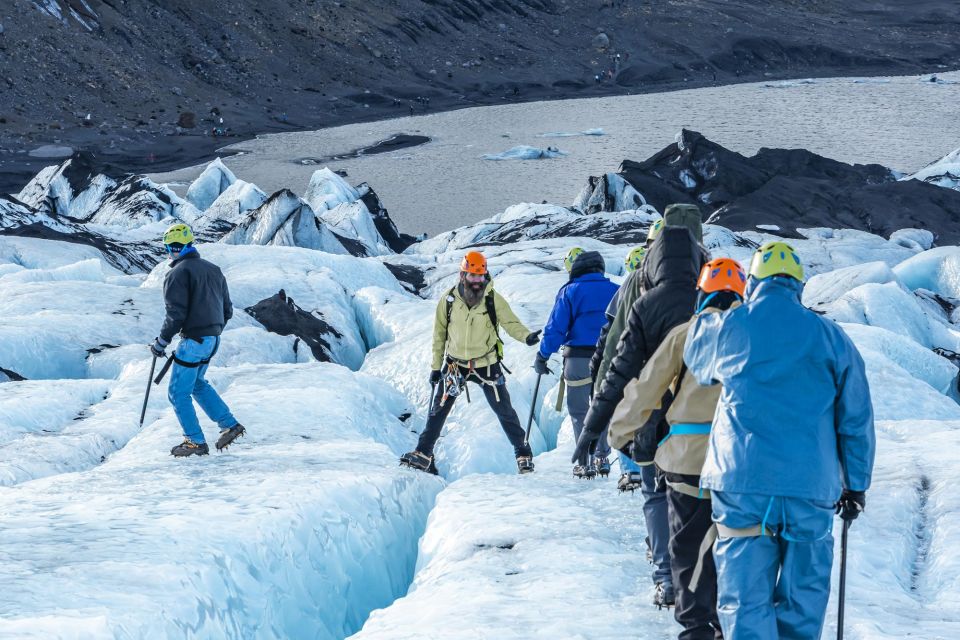 Reykjavik: Glacier Hike, Waterfalls and Black Sand Beach - Getting picked up in Reykjavik (and why your phone matters)