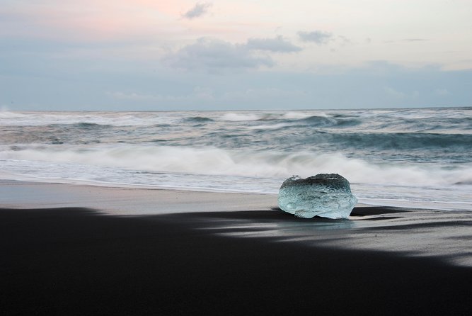 Reykjavik: Glacier Lagoon, Diamond Beach & South Coast Day Tour - Reykjavik to Jökulsárlón: why this tour works