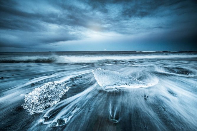 Reykjavik: Glacier Lagoon, Diamond Beach & South Coast Day Tour - Glacier Lagoon: the hour that actually lets you see icebergs