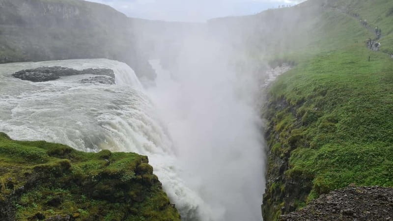 Reykjavík: Golden Circle, 2 Geysers & Geothermal Bakery Tour - Key Points to Know Before You Go