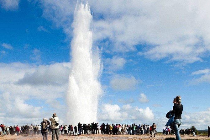 Reykjavik: Golden Circle and Northern Lights Small-Group Tour - Pickup Rules That Can Make or Break Your Day