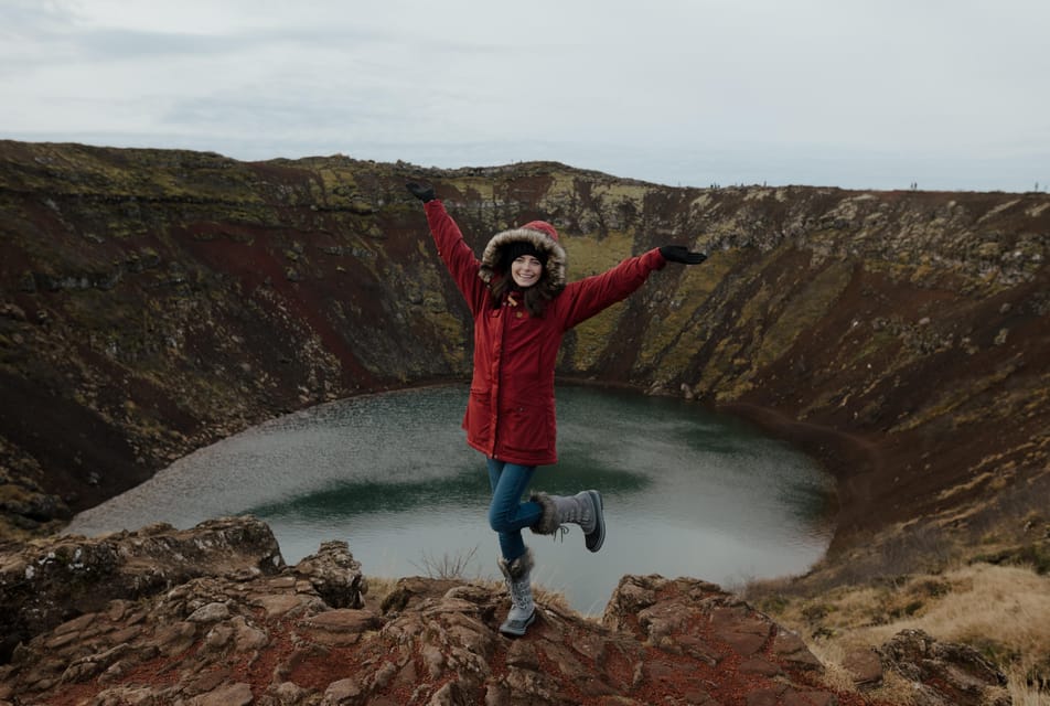 Reykjavík: Golden Circle, Bruarfoss, and Kerid Crater Tour - Comfort on the minibus: WiFi, music, and the guide effect