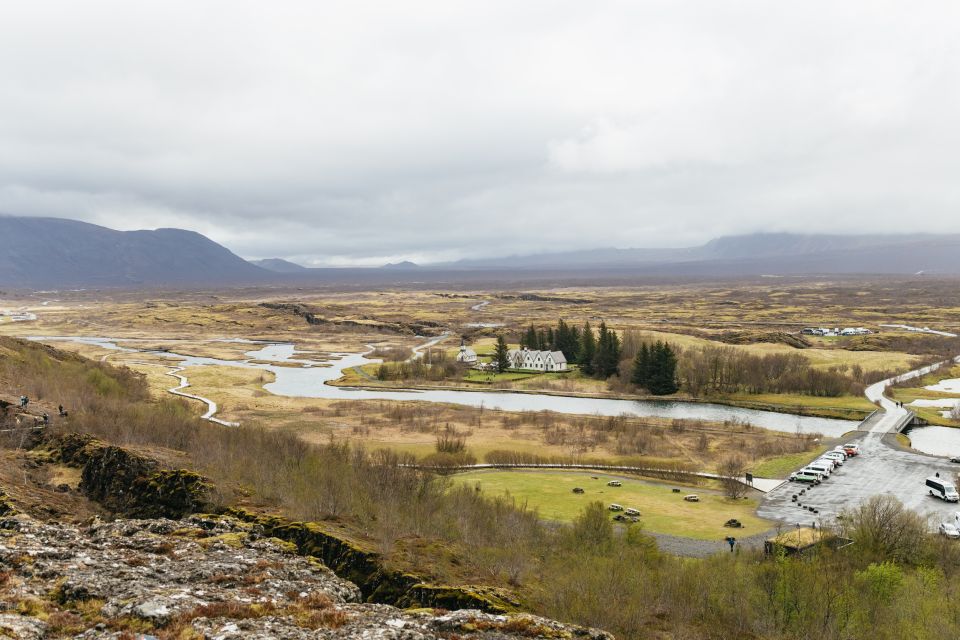 Reykjavik: Golden Circle, Crater & Blue Lagoon Minibus Tour - Who this tour suits best (and who should skip it)