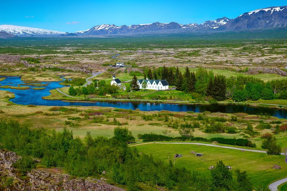 Reykjavik: Golden Circle Day Tour with optional Blue Lagoon - Gullfoss waterfall: the 32-meter roar and how to handle it