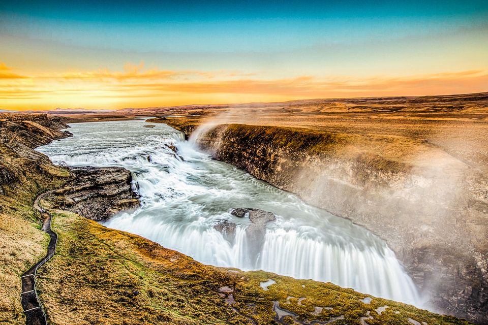 Reykjavik: Golden Circle Full-Day Tour with Kerid Crater - Key points that matter on this Golden Circle day