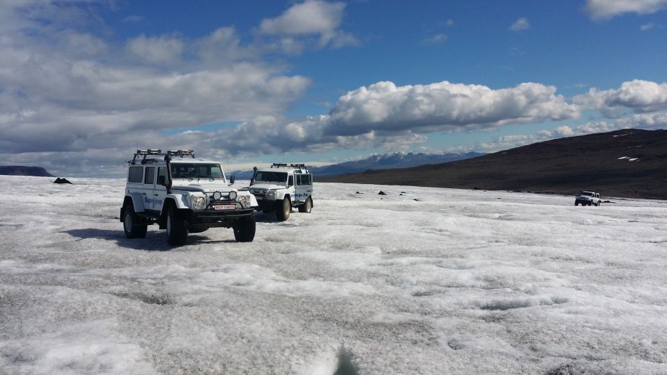 Reykjavik: Golden Circle & Langjökull Glacier on a Jeep - Haukadalur geothermal area and Strokkur’s near-every-5-minutes eruptions
