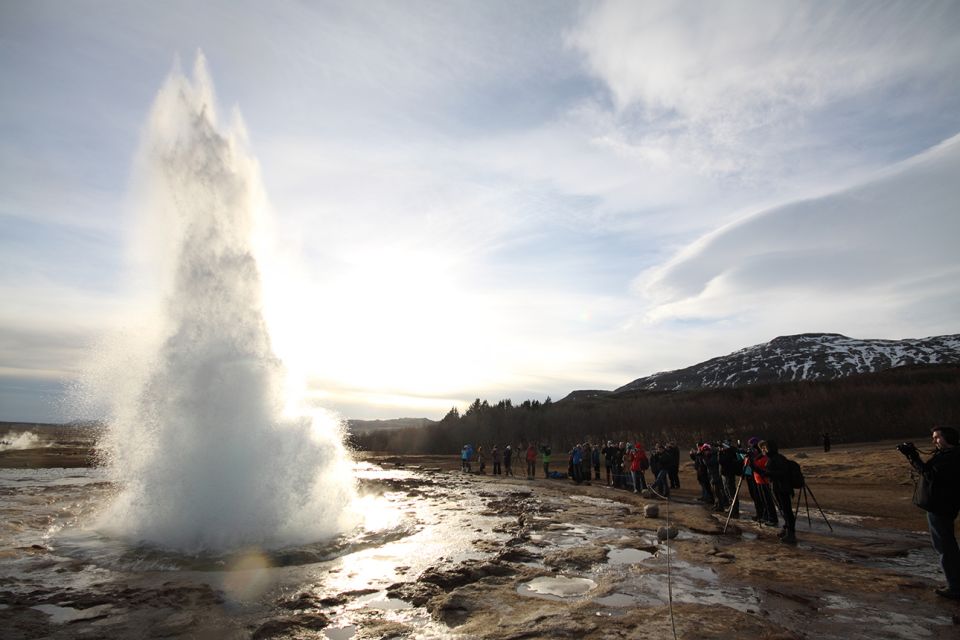 Reykjavik: Golden Circle & Northern Lights 4x4 Tour - Price and Value: Is $222 Fair for This Day?