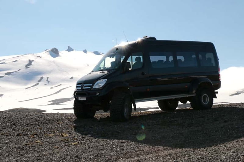 Reykjavik: Golden Circle Super Jeep and Snowmobile Tour - The real reason this tour works: two worlds in one day