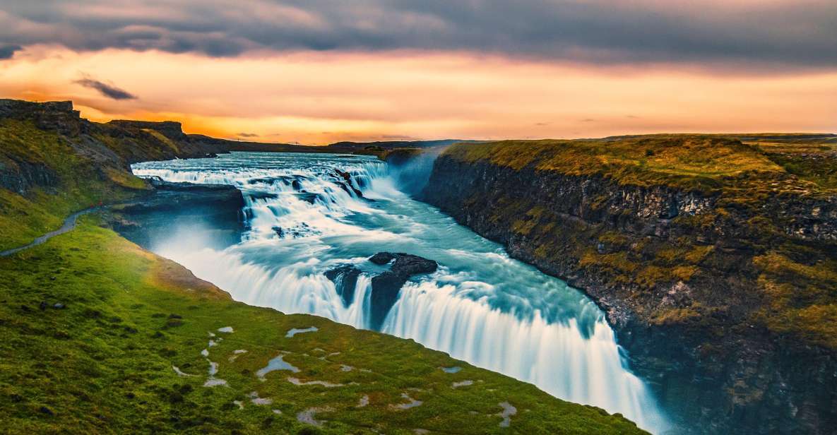Reykjavik: Golden Circle, Tomato Farm and Kerið Crater Tour - Key highlights at a glance