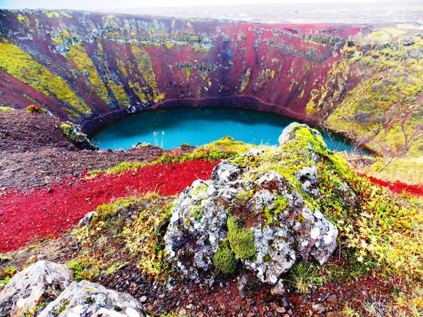 Reykjavik: Golden Circle, Tomato Farm and Kerið Crater Tour - Gullfoss Waterfall: when the power is the point