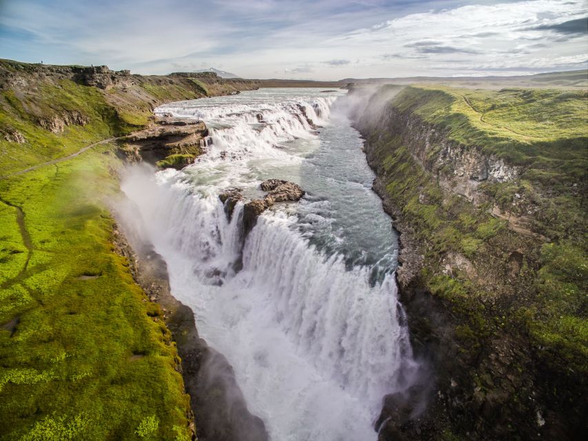 Reykjavík: Golden Circle Tour & Perlan Museum Tour - Golden Circle in One Day: What You’re Really Signing Up For
