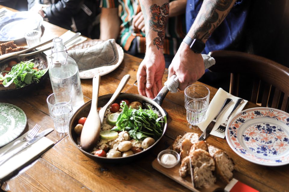 Reykjavik: Guided Foodie Walking Tour with 6 Tastings - Who This Tour Suits Best (And Who Might Want a Different Plan)