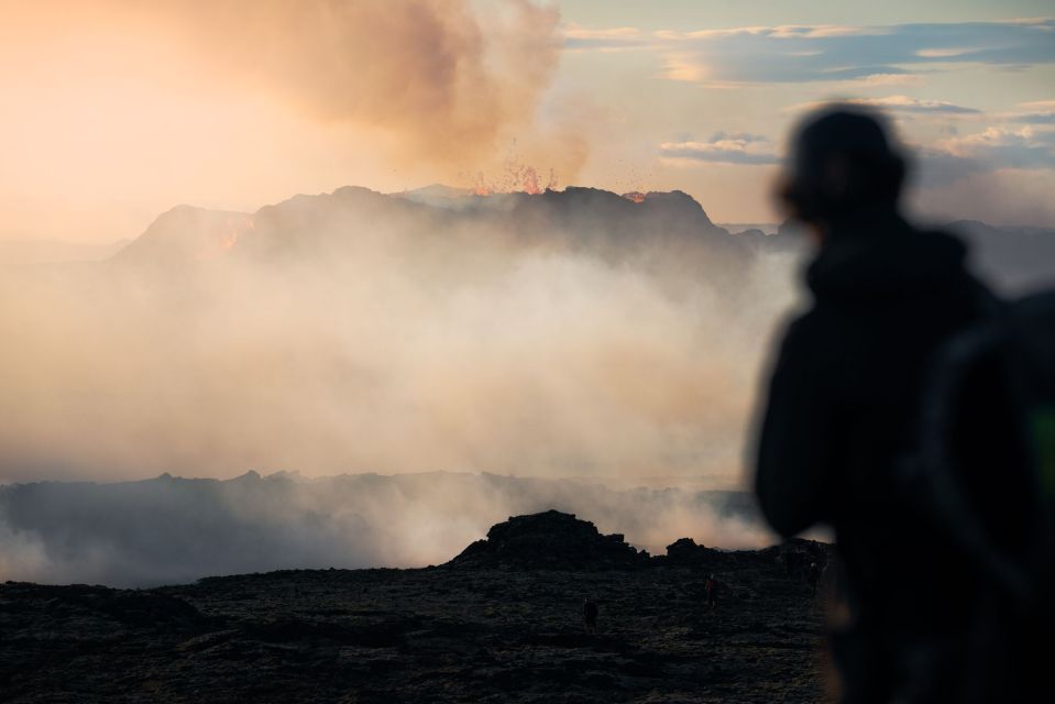 Reykjavik: Guided Tour to Volcano and Reykjanes Geopark - Reykjanes Peninsula in one day: why it feels different
