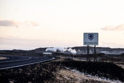 Reykjavik: Guided Tour to Volcano and Reykjanes Geopark - Getting there from Reykjavik: timing, coach ride, and realistic expectations