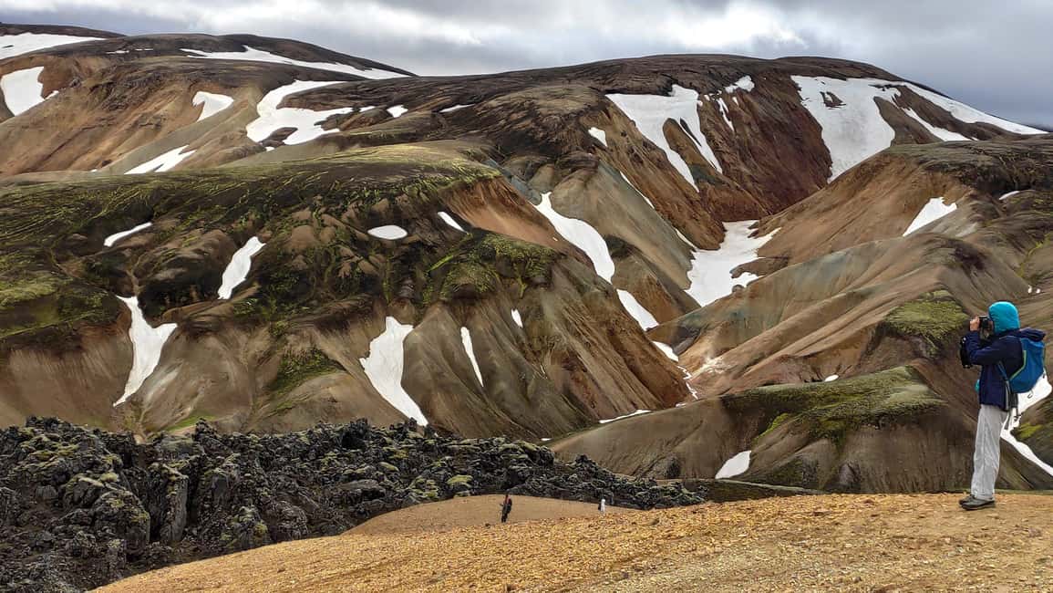 Reykjavík/Hella: Landmannalaugar Highlands Full-Day Trip - What Your Guide Brings to the Experience