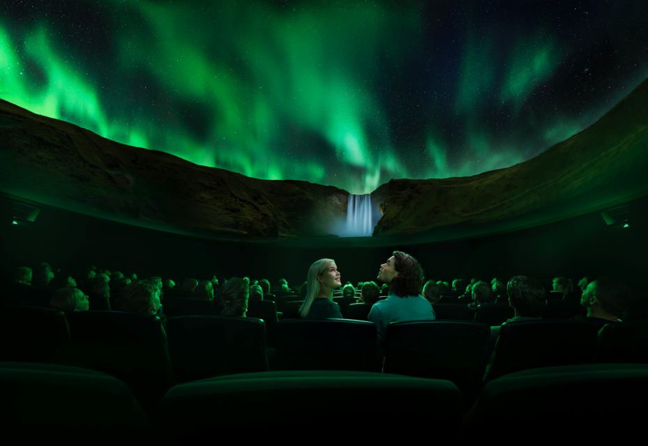 Reykjavík: Hop-On Hop-Off Bus and Perlan Museum Entry Ticket - Volcano simulation and the shows: how to choose what to prioritize