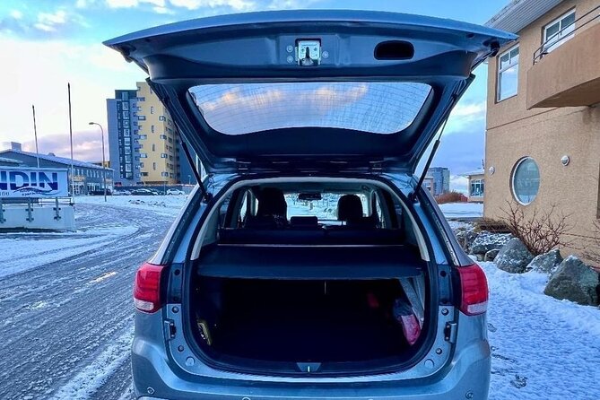 Reykjavik Iceland : Private transfer From / To KEF airport - Weather Can Change the Plan: How Iceland-Style Driving Works