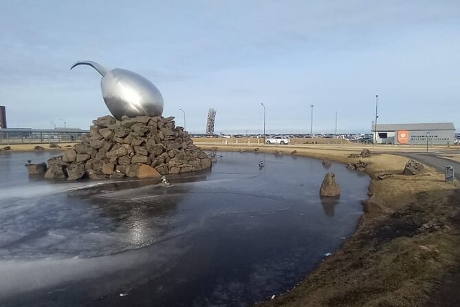 Reykjavik Iceland: Private Transfer to/from Keflavik Airport KEF - Who This Transfer Is Best For (And When It Might Annoy You)