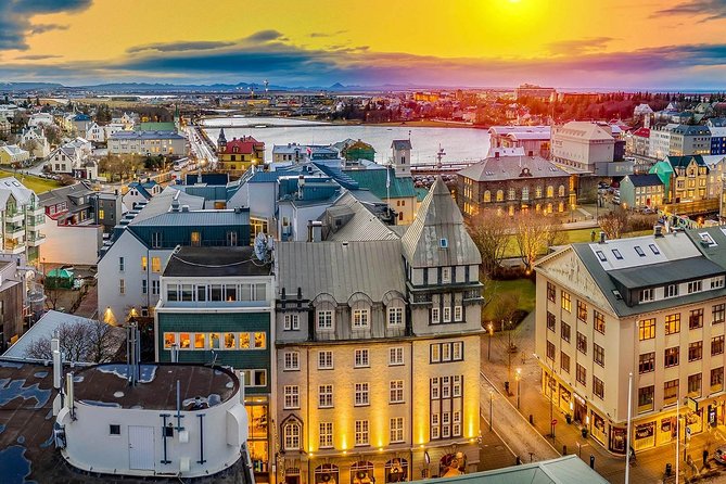 Reykjavik International Airport Private Arrival Transfer - What the 45-minute ride feels like (and what you should expect)