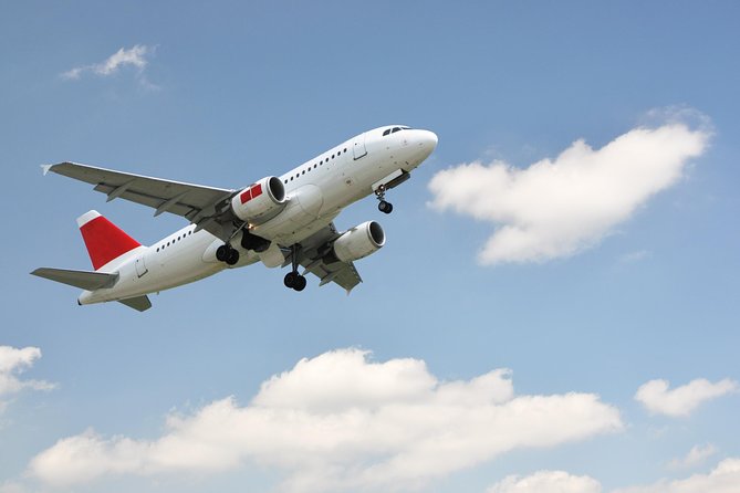 Reykjavik International Airport Private Departure Transfer - Door-to-airport convenience in the real world