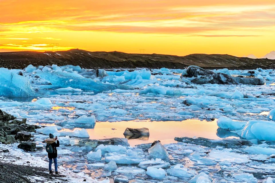 Reykjavik: Jokulsarlon Glacier Lagoon Full-Day Guided Trip - Diamond Beach: where the ice shows up on black sand