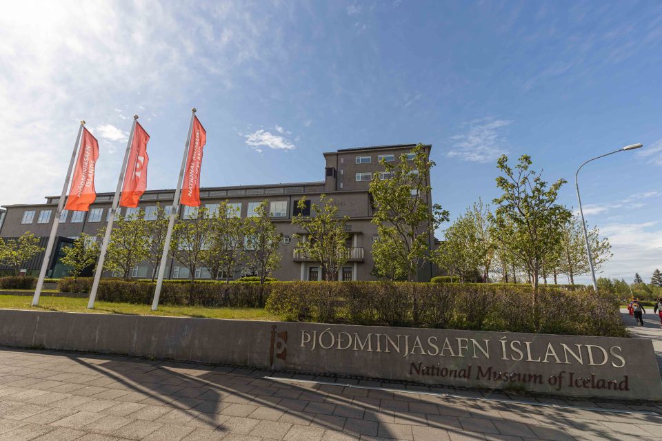Reykjavík: National Museum of Iceland Entry Ticket - Entering the museum: use the reception desk and set your pace early