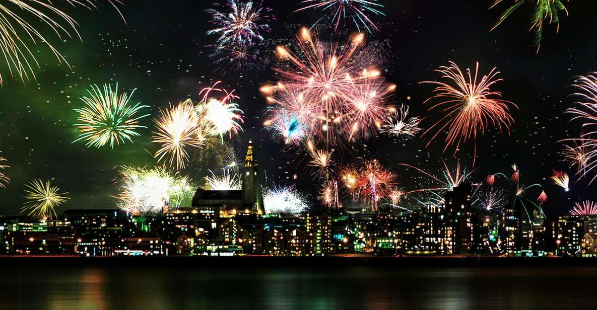 Reykjavik: New Years Fireworks Midnight Cruise - Fireworks From the Water: The Amelia Rose Advantage
