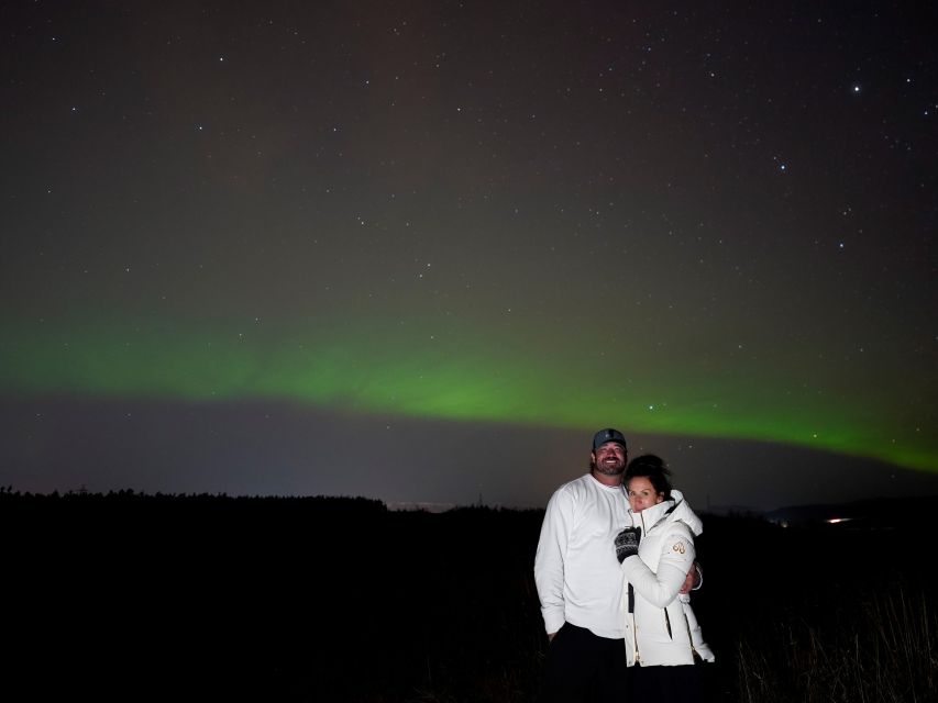 Reykjavik: Northern Lights Tour w/Pro Photos - Small Group - Pro Photos: What’s Included and How to Get the Best Results