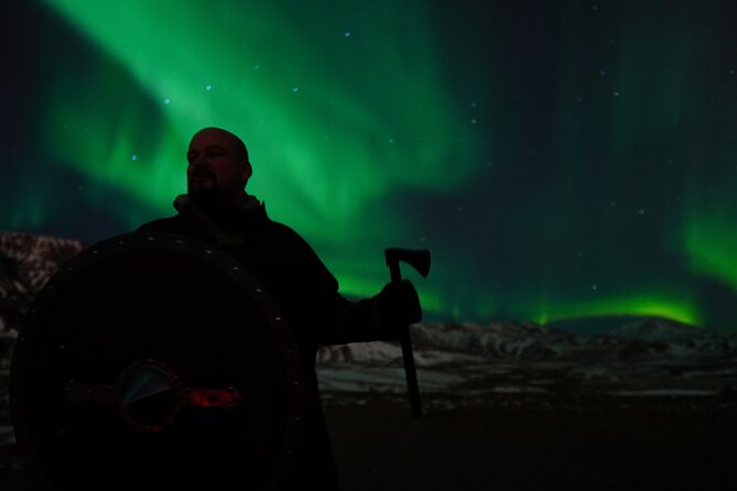 Reykjavik Northern Lights Tour with Pro Aurora Photos Small Group - Key Points You’ll Care About